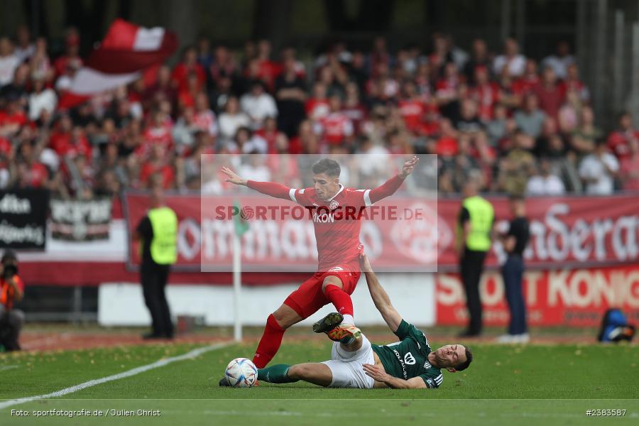 Sachs Stadion, Schweinfurt, 04.10.2023, sport, action, BFV, Saison 2023/2024, Fussball, 13. Spieltag, Regionalliga Bayern, FWK, FCS, FC Würzburger Kickers, 1. FC Schweinfurt 1905 - Bild-ID: 2383587