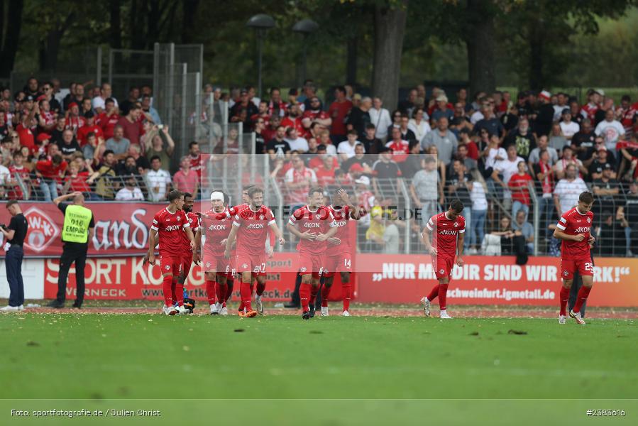 Sachs Stadion, Schweinfurt, 04.10.2023, sport, action, BFV, Saison 2023/2024, Fussball, 13. Spieltag, Regionalliga Bayern, FWK, FCS, FC Würzburger Kickers, 1. FC Schweinfurt 1905 - Bild-ID: 2383616