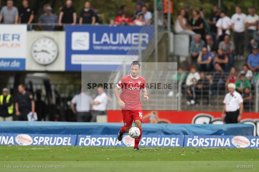 Sachs Stadion, Schweinfurt, 04.10.2023, sport, action, BFV, Saison 2023/2024, Fussball, 13. Spieltag, Regionalliga Bayern, FWK, FCS, FC Würzburger Kickers, 1. FC Schweinfurt 1905 - Bild-ID: 2383623