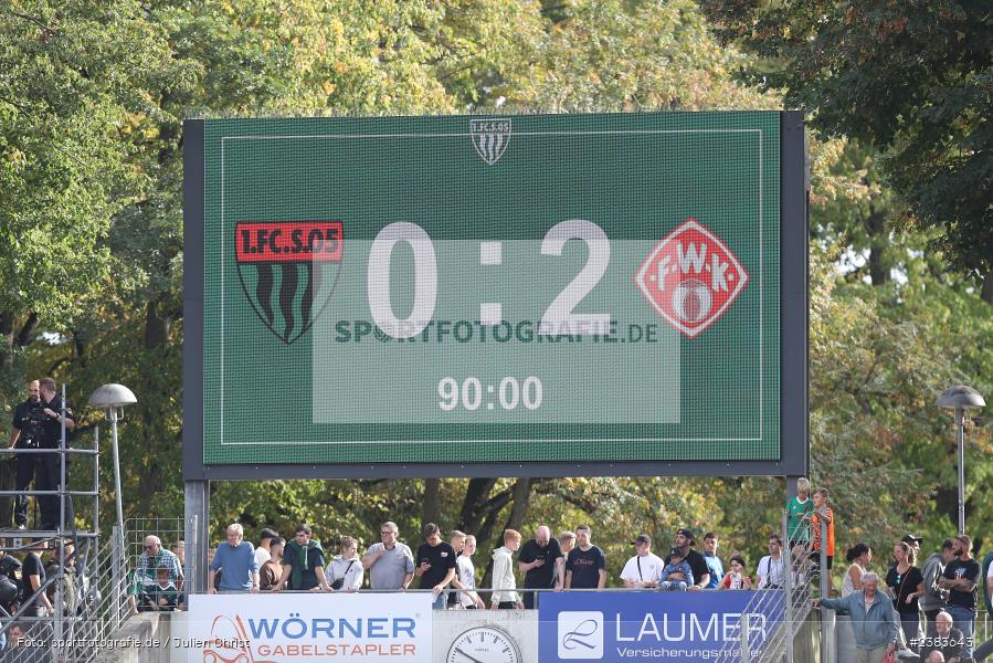 Sachs Stadion, Schweinfurt, 04.10.2023, sport, action, BFV, Saison 2023/2024, Fussball, 13. Spieltag, Regionalliga Bayern, FWK, FCS, FC Würzburger Kickers, 1. FC Schweinfurt 1905 - Bild-ID: 2383643