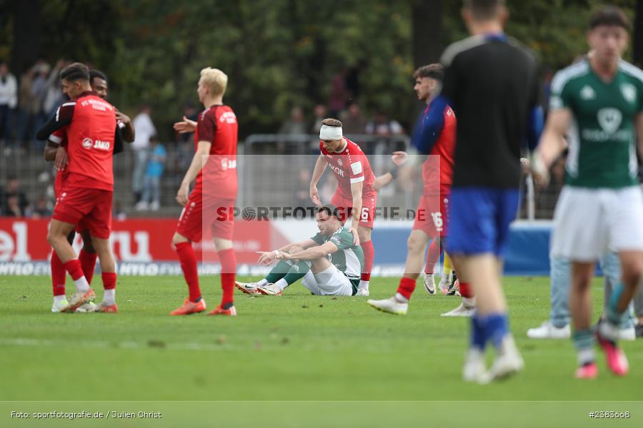 Sachs Stadion, Schweinfurt, 04.10.2023, sport, action, BFV, Saison 2023/2024, Fussball, 13. Spieltag, Regionalliga Bayern, FWK, FCS, FC Würzburger Kickers, 1. FC Schweinfurt 1905 - Bild-ID: 2383668