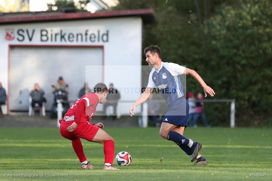 Sportgelände, Birkenfeld, 14.10.2023, BFV, sport, action, Saison 2023/2024, Fussball, 13. Spieltag, Bezirksliga Unterfranken West, TSV, SVB, TSV Lohr, SV Birkenfeld - Bild-ID: 2383997