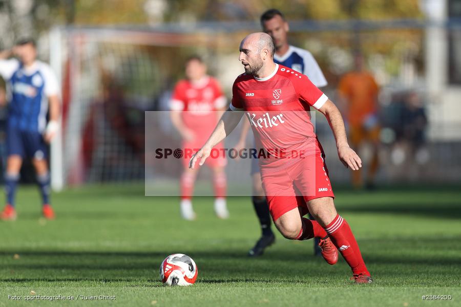 Ardit Bytyqi, Sportgelände, Birkenfeld, 14.10.2023, BFV, sport, action, Saison 2023/2024, Fussball, 13. Spieltag, Bezirksliga Unterfranken West, TSV, SVB, TSV Lohr, SV Birkenfeld - Bild-ID: 2384200