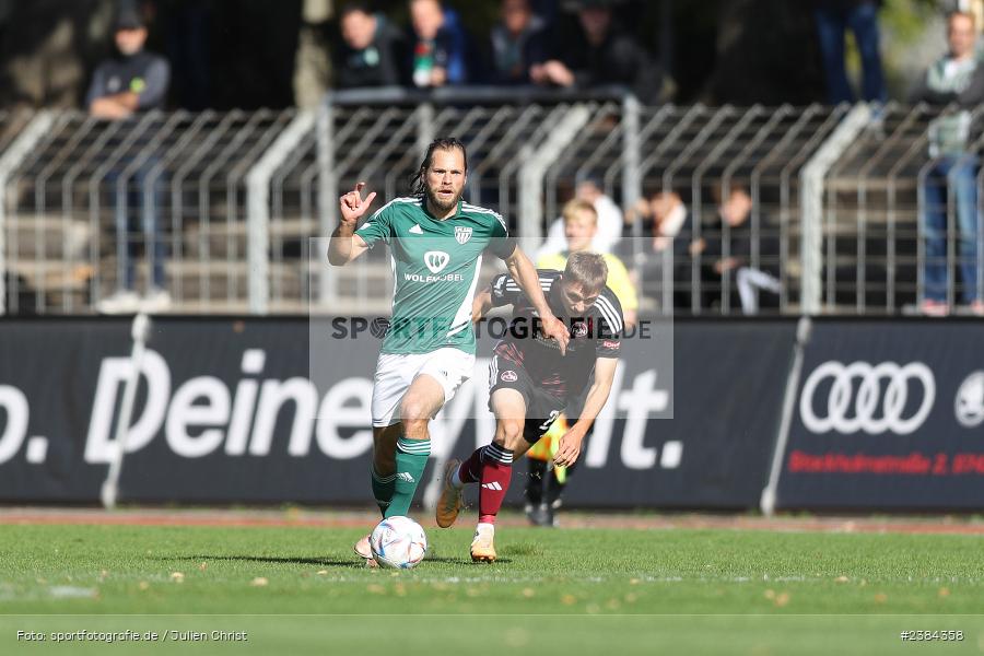 Sachs-Stadion, Schweinfurt, 15.10.2023, BFV, Fussball, sport, action, Saison 2023/2024, 15. Spieltag, Regionalliga Bayern, FCN, FCS, 1. FC Nürnberg II, 1. FC Schweinfurt 1905 - Bild-ID: 2384358