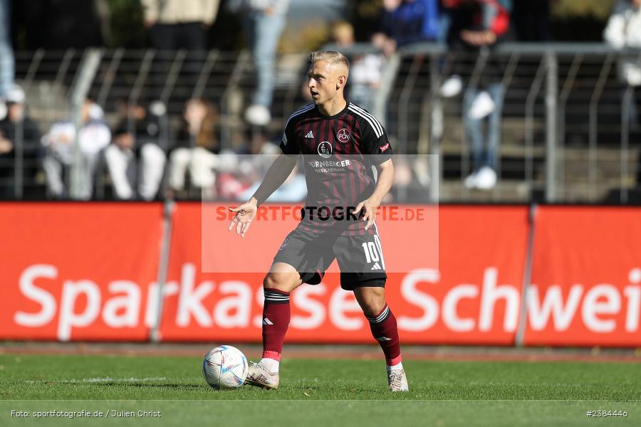 Benedikt Kirsch, Sachs-Stadion, Schweinfurt, 15.10.2023, BFV, Fussball, sport, action, Saison 2023/2024, 15. Spieltag, Regionalliga Bayern, FCN, FCS, 1. FC Nürnberg II, 1. FC Schweinfurt 1905 - Bild-ID: 2384446 Benedikt Kirsch, Sachs-Stadion, Schweinfurt, 15.10.2023, BFV, Fussball, sport, action, Saison 2023/2024, 15. Spieltag, Regionalliga Bayern, FCN, FCS, 1. FC Nürnberg II, 1. FC Schweinfurt 1905 - Bild-ID: 2384446