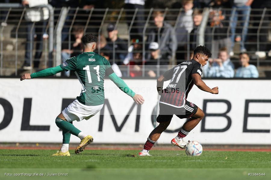 Sachs-Stadion, Schweinfurt, 15.10.2023, BFV, Fussball, sport, action, Saison 2023/2024, 15. Spieltag, Regionalliga Bayern, FCN, FCS, 1. FC Nürnberg II, 1. FC Schweinfurt 1905 - Bild-ID: 2384544