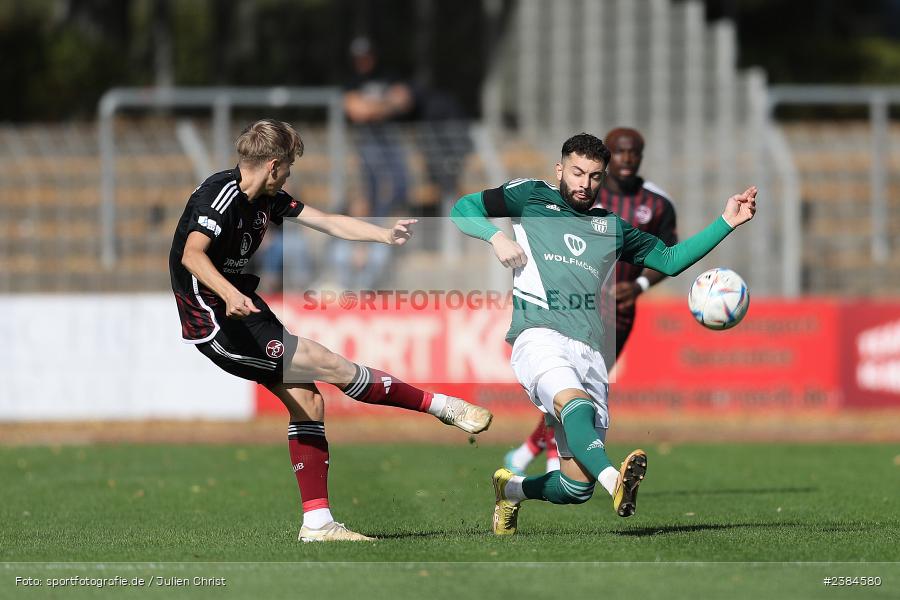 Sachs-Stadion, Schweinfurt, 15.10.2023, BFV, Fussball, sport, action, Saison 2023/2024, 15. Spieltag, Regionalliga Bayern, FCN, FCS, 1. FC Nürnberg II, 1. FC Schweinfurt 1905 - Bild-ID: 2384580