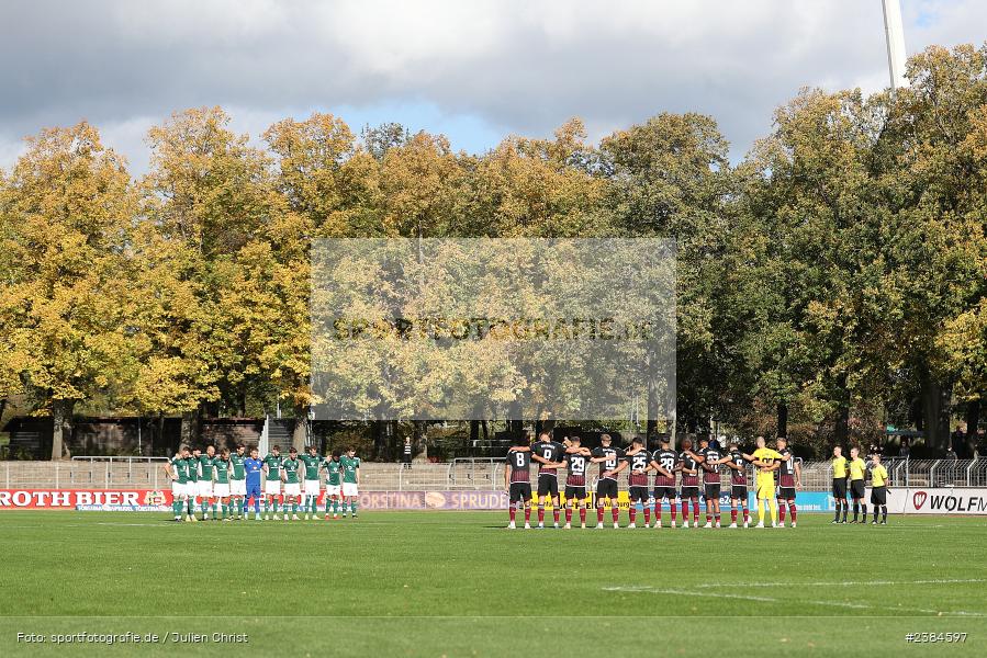 Teams, Sachs-Stadion, Schweinfurt, 15.10.2023, BFV, Fussball, sport, action, Saison 2023/2024, 15. Spieltag, Regionalliga Bayern, FCN, FCS, 1. FC Nürnberg II, 1. FC Schweinfurt 1905 - Bild-ID: 2384597