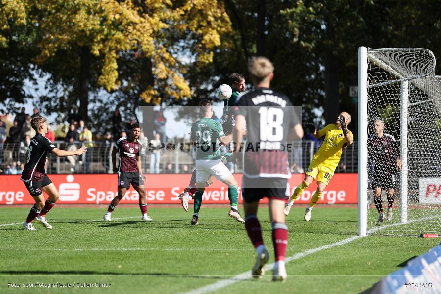 Sachs-Stadion, Schweinfurt, 15.10.2023, BFV, Fussball, sport, action, Saison 2023/2024, 15. Spieltag, Regionalliga Bayern, FCN, FCS, 1. FC Nürnberg II, 1. FC Schweinfurt 1905 - Bild-ID: 2384603