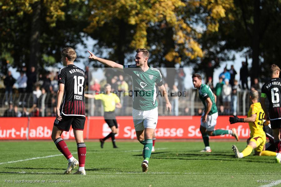 Sachs-Stadion, Schweinfurt, 15.10.2023, BFV, Fussball, sport, action, Saison 2023/2024, 15. Spieltag, Regionalliga Bayern, FCN, FCS, 1. FC Nürnberg II, 1. FC Schweinfurt 1905 - Bild-ID: 2384606