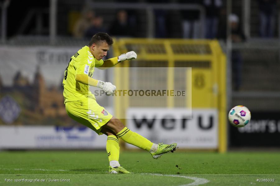 Stadion am Schönbusch, Aschaffenburg, 17.10.2023, BFV, Fussball, sport, action, Saison 2023/2024, 16. Spieltag, Regionalliga Bayern, AUB, SVA, TSV Aubstadt, SV Viktoria Aschaffenburg - Bild-ID: 2385032