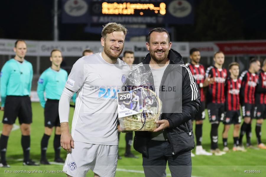 Stadion am Schönbusch, Aschaffenburg, 17.10.2023, BFV, Fussball, sport, action, Saison 2023/2024, 16. Spieltag, Regionalliga Bayern, AUB, SVA, TSV Aubstadt, SV Viktoria Aschaffenburg - Bild-ID: 2385163