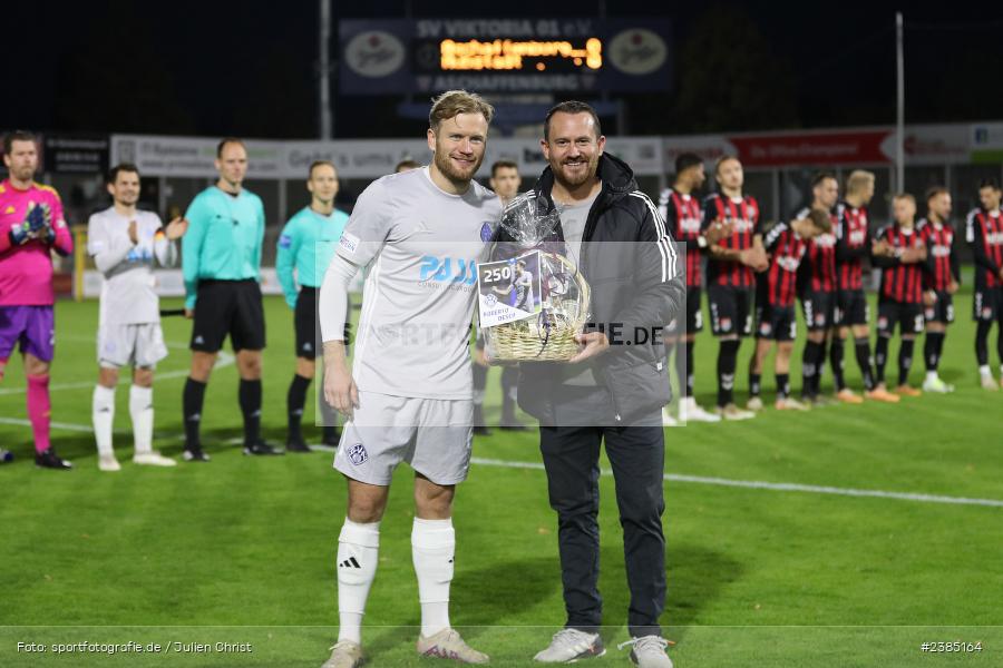 Stadion am Schönbusch, Aschaffenburg, 17.10.2023, BFV, Fussball, sport, action, Saison 2023/2024, 16. Spieltag, Regionalliga Bayern, AUB, SVA, TSV Aubstadt, SV Viktoria Aschaffenburg - Bild-ID: 2385164