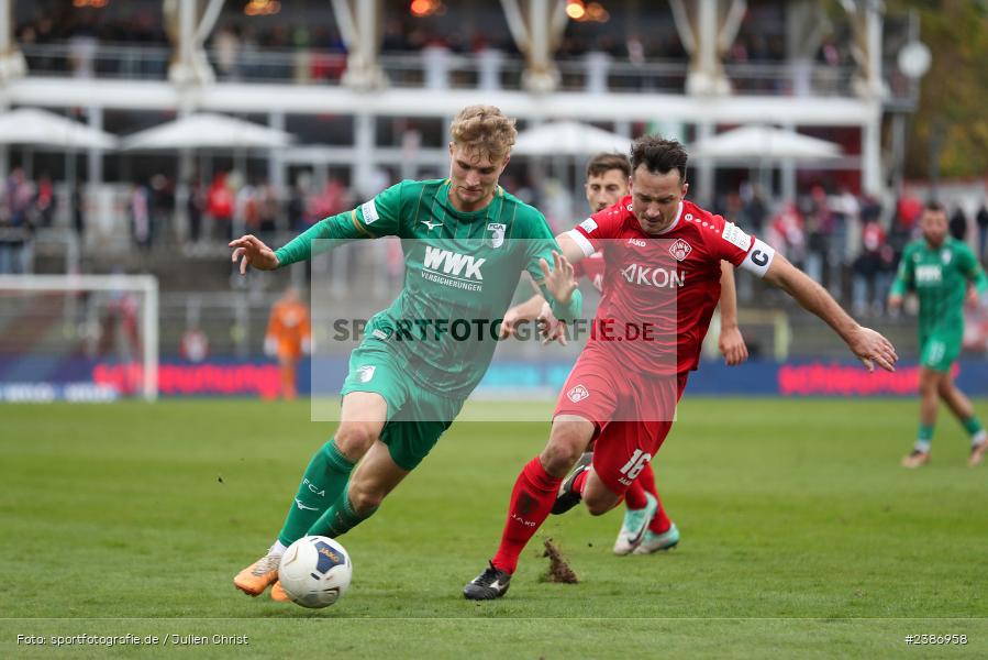 AKON Arena, Würzburg, 04.11.2023, BFV, Fussball, sport, action, Saison 2023/2024, Regionalliga Bayern, 19. Spieltag, FCA, FWK, FC Augsburg II, FC Würzburger Kickers - Bild-ID: 2386958