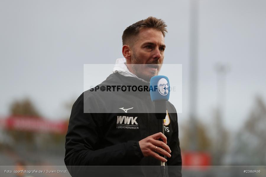 Tobias Strobl, AKON Arena, Würzburg, 04.11.2023, BFV, Fussball, sport, action, Saison 2023/2024, Regionalliga Bayern, 19. Spieltag, FCA, FWK, FC Augsburg II, FC Würzburger Kickers - Bild-ID: 2386968