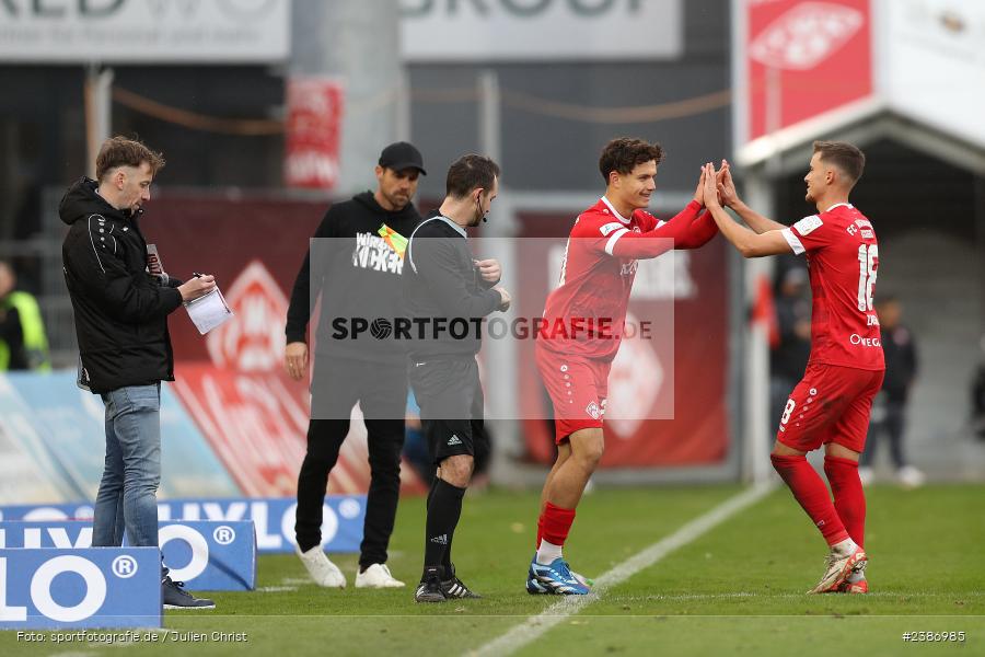 AKON Arena, Würzburg, 04.11.2023, BFV, Fussball, sport, action, Saison 2023/2024, Regionalliga Bayern, 19. Spieltag, FCA, FWK, FC Augsburg II, FC Würzburger Kickers - Bild-ID: 2386985
