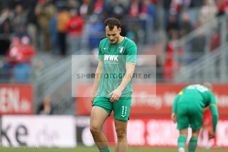 AKON Arena, Würzburg, 04.11.2023, BFV, Fussball, sport, action, Saison 2023/2024, Regionalliga Bayern, 19. Spieltag, FCA, FWK, FC Augsburg II, FC Würzburger Kickers - Bild-ID: 2386987