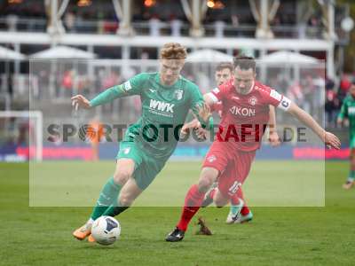 Fotos von FC Würzburger Kickers - FC Aufsburg II auf sportfotografie.de