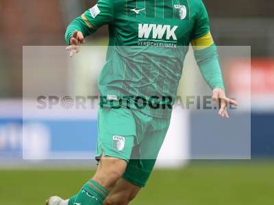Fotos von FC Würzburger Kickers - FC Aufsburg II auf sportfotografie.de