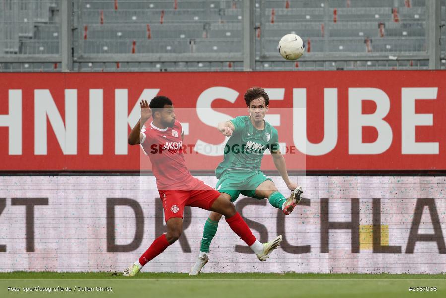 AKON Arena, Würzburg, 04.11.2023, BFV, Fussball, sport, action, Saison 2023/2024, Regionalliga Bayern, 19. Spieltag, FCA, FWK, FC Augsburg II, FC Würzburger Kickers - Bild-ID: 2387038