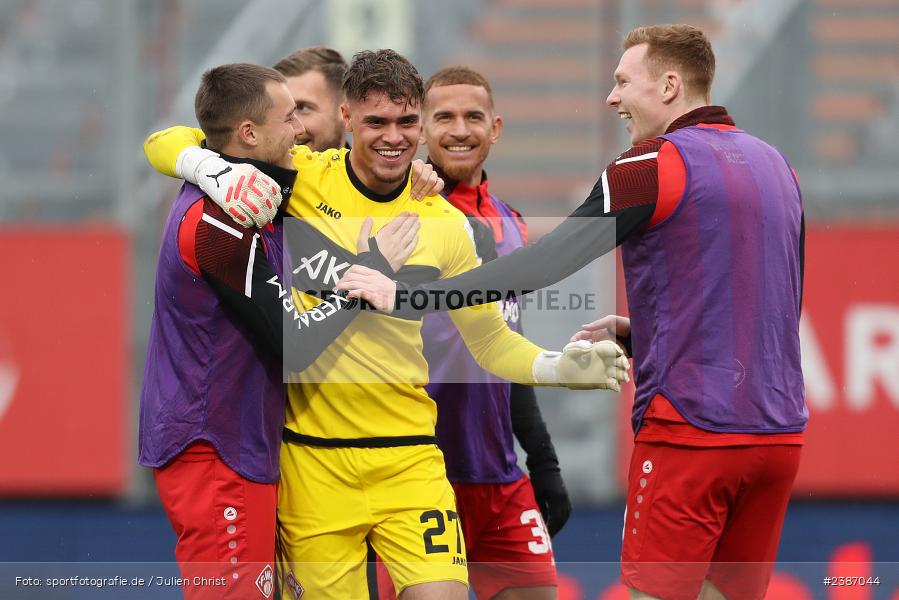 AKON Arena, Würzburg, 04.11.2023, BFV, Fussball, sport, action, Saison 2023/2024, Regionalliga Bayern, 19. Spieltag, FCA, FWK, FC Augsburg II, FC Würzburger Kickers - Bild-ID: 2387044