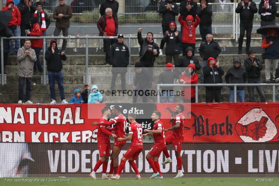 AKON Arena, Würzburg, 04.11.2023, BFV, Fussball, sport, action, Saison 2023/2024, Regionalliga Bayern, 19. Spieltag, FCA, FWK, FC Augsburg II, FC Würzburger Kickers - Bild-ID: 2387080