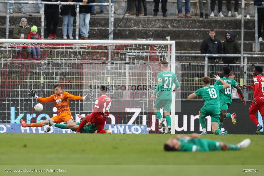 AKON Arena, Würzburg, 04.11.2023, BFV, Fussball, sport, action, Saison 2023/2024, Regionalliga Bayern, 19. Spieltag, FCA, FWK, FC Augsburg II, FC Würzburger Kickers - Bild-ID: 2387104