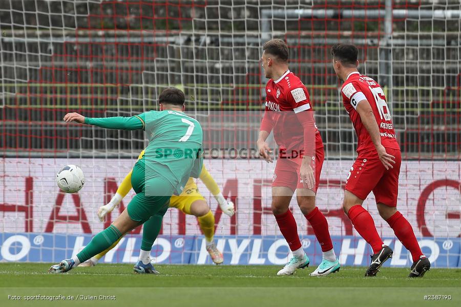 AKON Arena, Würzburg, 04.11.2023, BFV, Fussball, sport, action, Saison 2023/2024, Regionalliga Bayern, 19. Spieltag, FCA, FWK, FC Augsburg II, FC Würzburger Kickers - Bild-ID: 2387190