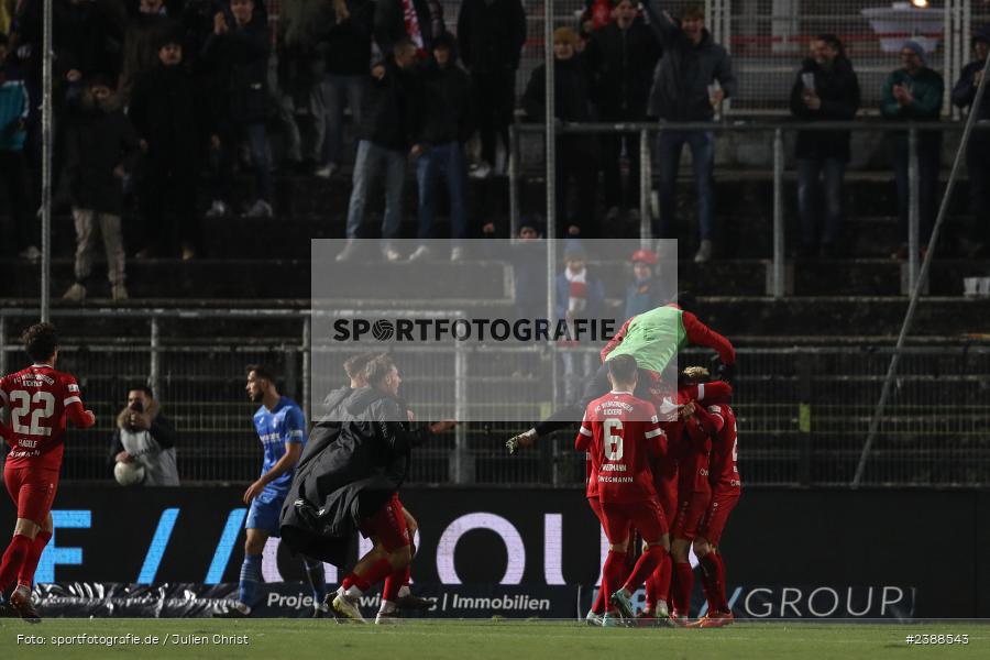 sport, action, Würzburg, Saison 2023/2024, Regionalliga Bayern, Fussball, FWK, FVI, FV Illertissen, FC Würzburger Kickers, BFV, AKON Arena, 21. Spieltag, 17.11.2023 - Bild-ID: 2388543