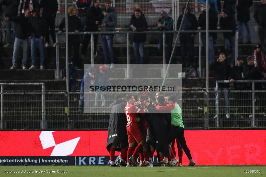 sport, action, Würzburg, Saison 2023/2024, Regionalliga Bayern, Fussball, FWK, FVI, FV Illertissen, FC Würzburger Kickers, BFV, AKON Arena, 21. Spieltag, 17.11.2023 - Bild-ID: 2388548