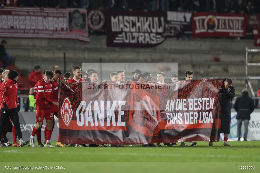 sport, action, Würzburg, Saison 2023/2024, Regionalliga Bayern, Fussball, FWK, FVI, FV Illertissen, FC Würzburger Kickers, BFV, AKON Arena, 21. Spieltag, 17.11.2023 - Bild-ID: 2388556