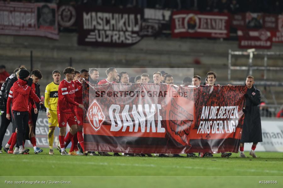 sport, action, Würzburg, Saison 2023/2024, Regionalliga Bayern, Fussball, FWK, FVI, FV Illertissen, FC Würzburger Kickers, BFV, AKON Arena, 21. Spieltag, 17.11.2023 - Bild-ID: 2388558