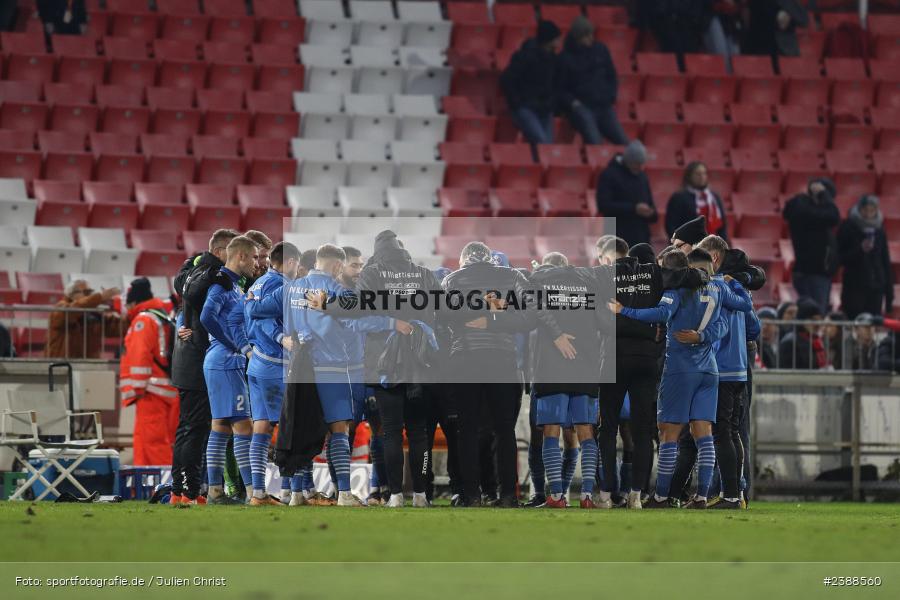 sport, action, Würzburg, Saison 2023/2024, Regionalliga Bayern, Fussball, FWK, FVI, FV Illertissen, FC Würzburger Kickers, BFV, AKON Arena, 21. Spieltag, 17.11.2023 - Bild-ID: 2388560