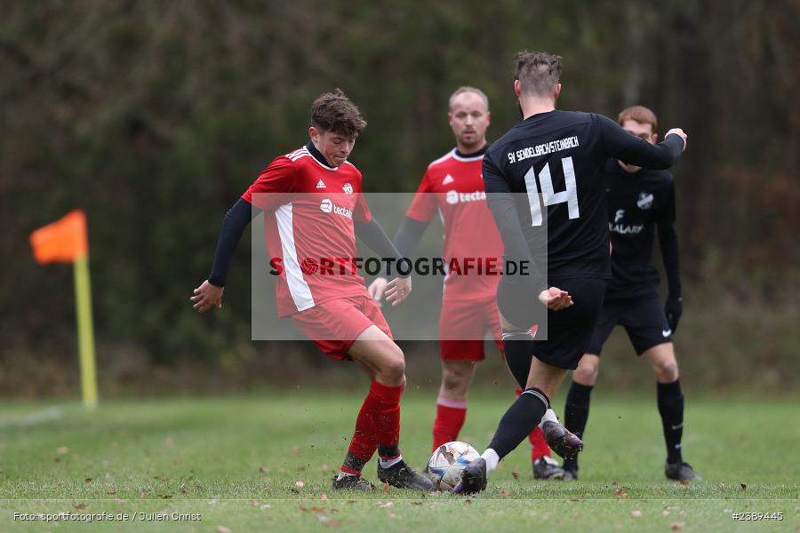 Sportgelände, Obersfeld, 26.11.2023, BFV, sport, action, Saison 2023/2024, Fussball, Kreisklasse Würzburg, SVSS, FVB, SV Sendelbach-Steinbach, FV Bachgrund - Bild-ID: 2389445