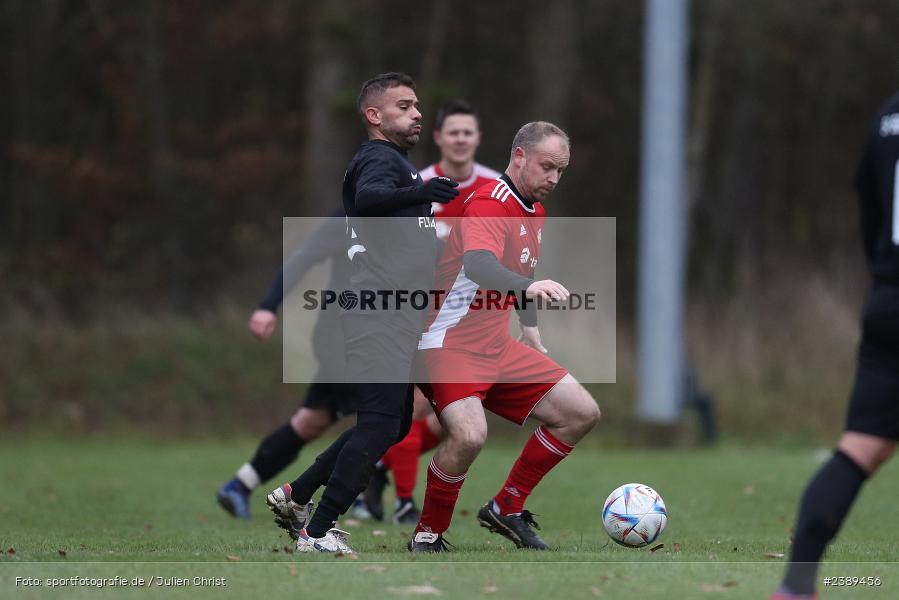 Sportgelände, Obersfeld, 26.11.2023, BFV, sport, action, Saison 2023/2024, Fussball, Kreisklasse Würzburg, SVSS, FVB, SV Sendelbach-Steinbach, FV Bachgrund - Bild-ID: 2389456
