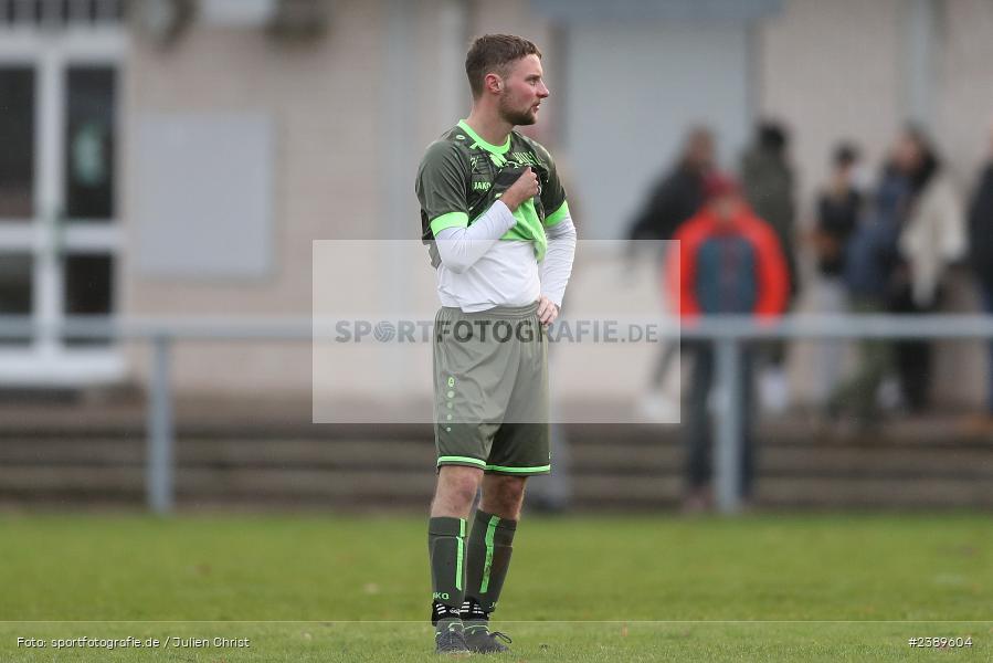 Sportgelände, Gössenheim, 26.11.2023, BFV, sport, action, Saison 2023/2024, Fussball, Kreisliga Würzburg, TSV, FCG, TSV Neuhütten-Wiesthal, FC Gössenheim - Bild-ID: 2389604