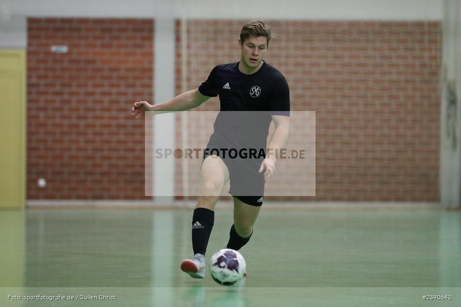 Dreifachturnhalle, Unterpleichfeld, 18.12.2023, BFV, Fussball, sport, action, Saison 2023/2024, Vorturnier Lotto Bayern Hallencup, Gruppe 4, Spielnummer 13, SV Gaukönigshofen, SV Bavaria Trennfeld - Bild-ID: 2390642