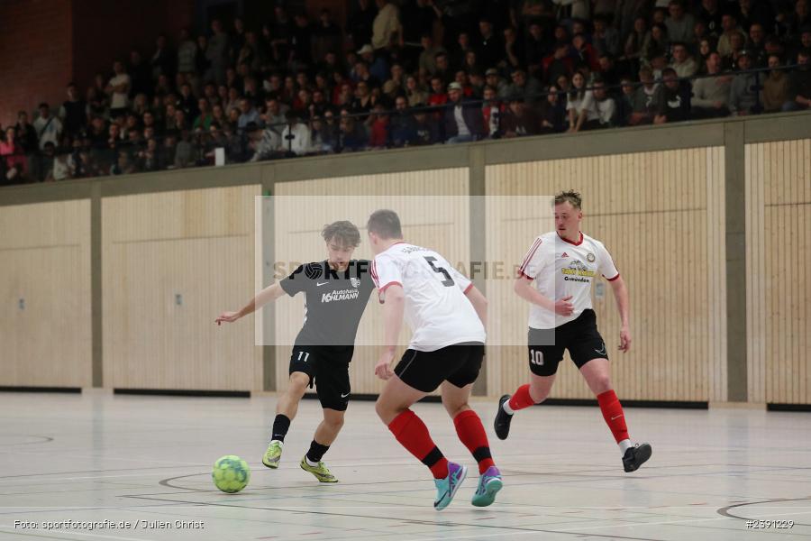 Sinngrundhalle, Burgsinn, 31.12.2023, BFV, Fussball, sport, action, Saison 2023/2024, 26. Mode Welzenbach Midnight-Event - Bild-ID: 2391229