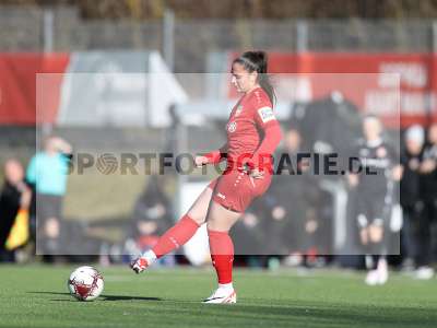 Fotos von FC Würzburger Kickers - VfB Stuttgart auf sportfotografie.de