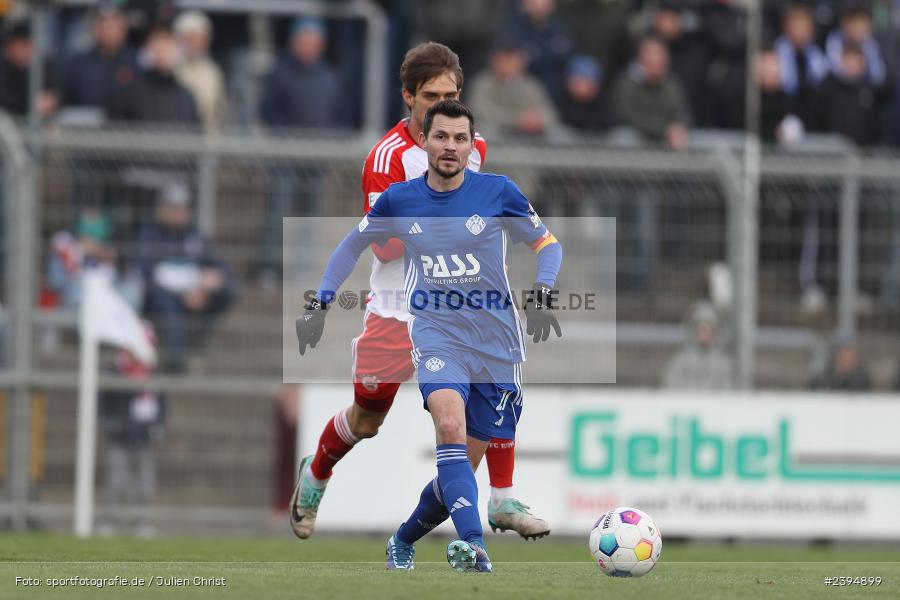 Stadion am Schönbusch, Aschaffenburg, 24.02.2024, sport, action, BFV, Fussball, Februar 2024, Regionalliga Bayern, FCB, SVA, FC Bayern München II, SV Viktoria Aschaffenburg - Bild-ID: 2394899