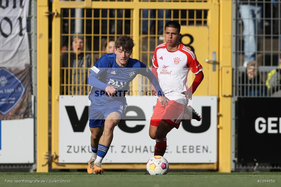 Stadion am Schönbusch, Aschaffenburg, 24.02.2024, sport, action, BFV, Fussball, Februar 2024, Regionalliga Bayern, FCB, SVA, FC Bayern München II, SV Viktoria Aschaffenburg - Bild-ID: 2394956