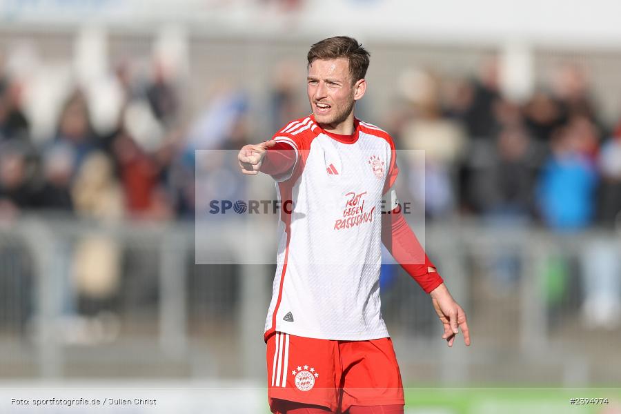 Stadion am Schönbusch, Aschaffenburg, 24.02.2024, sport, action, BFV, Fussball, Februar 2024, Regionalliga Bayern, FCB, SVA, FC Bayern München II, SV Viktoria Aschaffenburg - Bild-ID: 2394974