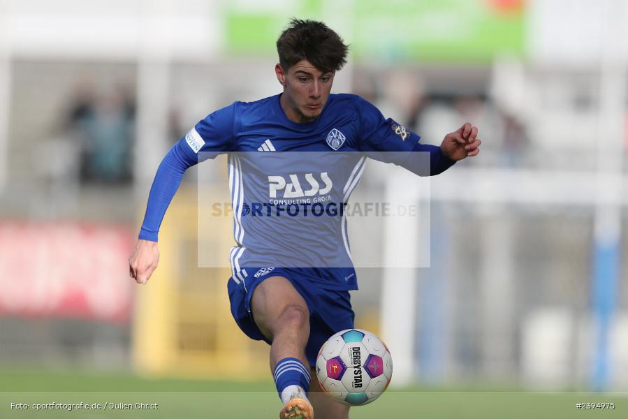 Stadion am Schönbusch, Aschaffenburg, 24.02.2024, sport, action, BFV, Fussball, Februar 2024, Regionalliga Bayern, FCB, SVA, FC Bayern München II, SV Viktoria Aschaffenburg - Bild-ID: 2394975