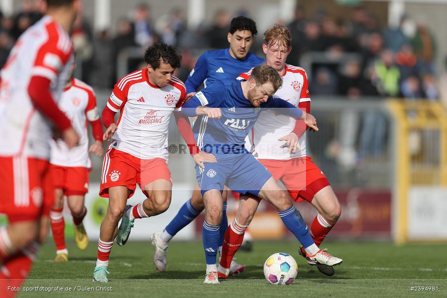 Stadion am Schönbusch, Aschaffenburg, 24.02.2024, sport, action, BFV, Fussball, Februar 2024, Regionalliga Bayern, FCB, SVA, FC Bayern München II, SV Viktoria Aschaffenburg - Bild-ID: 2394981