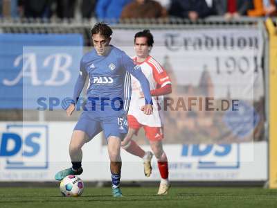 Fotos von SV Viktoria Aschaffenburg - FC Bayern München II auf sportfotografie.de