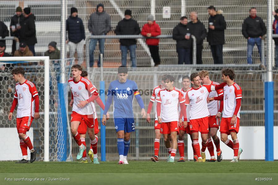 Stadion am Schönbusch, Aschaffenburg, 24.02.2024, sport, action, BFV, Fussball, Februar 2024, Regionalliga Bayern, FCB, SVA, FC Bayern München II, SV Viktoria Aschaffenburg - Bild-ID: 2395014