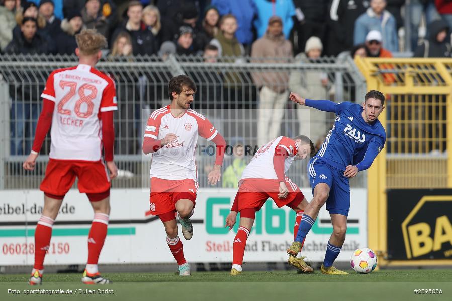 Stadion am Schönbusch, Aschaffenburg, 24.02.2024, sport, action, BFV, Fussball, Februar 2024, Regionalliga Bayern, FCB, SVA, FC Bayern München II, SV Viktoria Aschaffenburg - Bild-ID: 2395036
