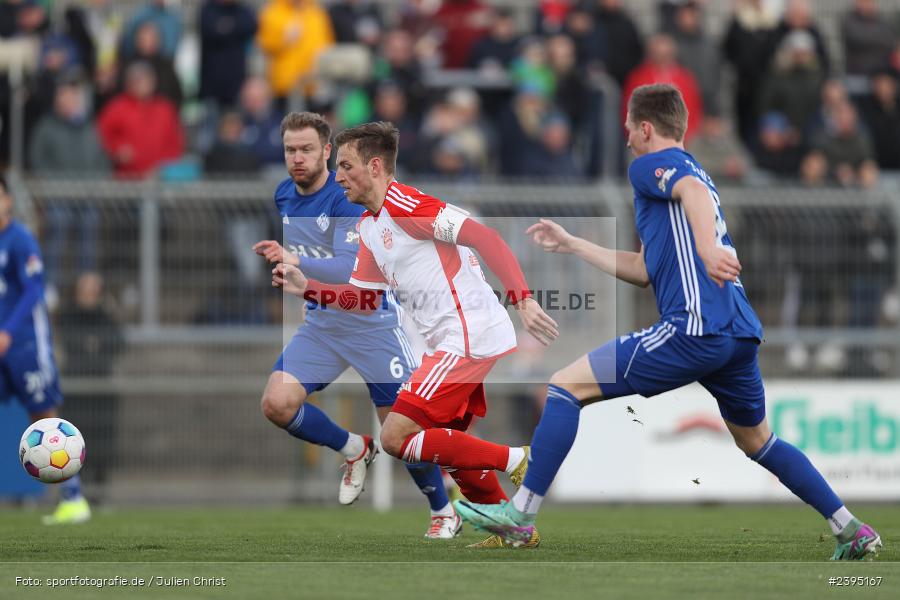 Stadion am Schönbusch, Aschaffenburg, 24.02.2024, sport, action, BFV, Fussball, Februar 2024, Regionalliga Bayern, FCB, SVA, FC Bayern München II, SV Viktoria Aschaffenburg - Bild-ID: 2395167