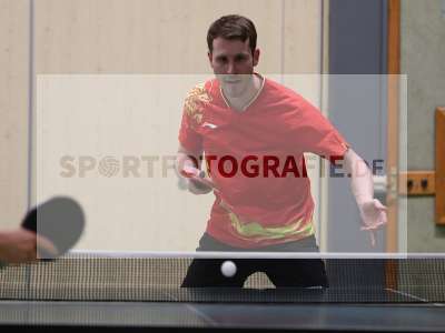 Fotos von RV Viktoria Wombach - 1. FC Hösbach auf sportfotografie.de