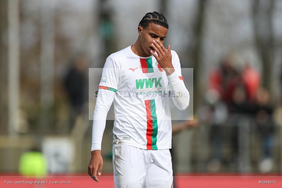 sport, action, Willy-Sachs-Stadion, Schweinfurt, Regionalliga Bayern, März 2024, Fussball, FCS, FCA, FC Augsburg II, BFV, 25. Spieltag, 16.03.2024, 1. FC Schweinfurt 1905 - Bild-ID: 2398270